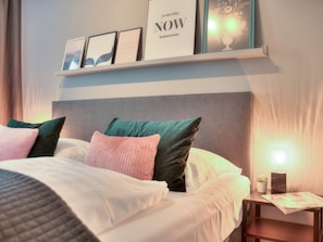 Apartment | 2 bedrooms, individually furnished, free WiFi, bed sheets