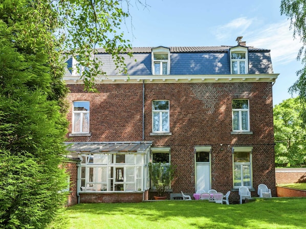 House | Exterior