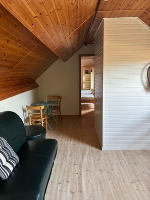 Maison | 10 chambres, ameublement personnalisé