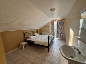 Ferienhaus | 10 Schlafzimmer, individuell eingerichtet