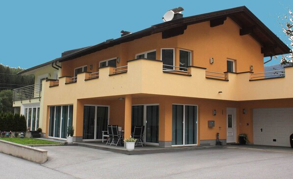 Apartment | Exterior