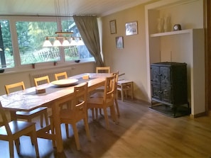 Dining - Private Chalet With Sauna in Afritz am See Carinthia (Treffen)