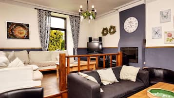 House | Living area | DVD player