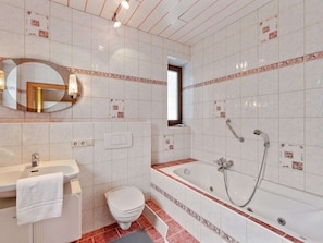 Maison | Salle de bain | Douche, serviettes fournies