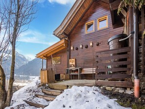 Chalet | Exterior - Welcoming Holiday Home near Ski Area in Rangersdorf (Rangersdorf)