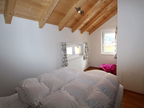 Chalet | 3 makuuhuonetta, yksilöllisesti kalustettu, vuodevaatteet