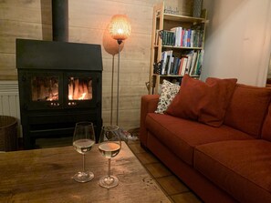 House | Living room | Fireplace - Bungalow With View Near Coo (Stavelot)