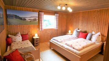 House | 2 bedrooms, bed sheets