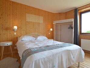 Ferienhaus | 4 Schlafzimmer, individuell eingerichtet, Bettwäsche