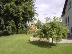 Garden - Holiday Home in Heppenbach With Garden (Amel)