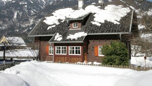 Unclassified image, 2 of 40, button - Scenic Holiday Home in Kleblach-Lind near Fugo Park on Lake (Steinfeld)