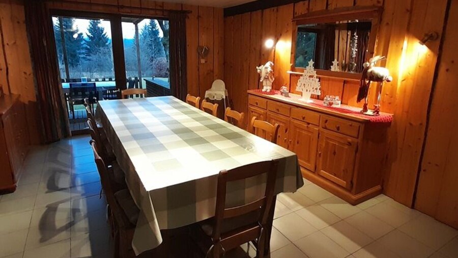 Holiday Home in Recht With Garden