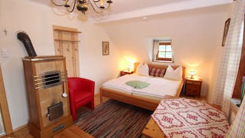 House | 2 bedrooms, individually furnished, bed sheets
