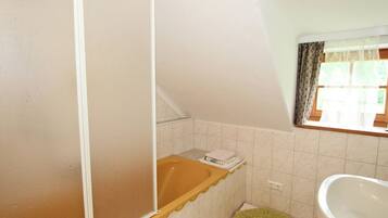 Ferienhaus | Badezimmer