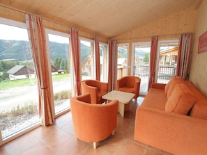 Living room - Splendid Chalet in Hohentauern With Bubble Bath for 140 (Hohentauern)