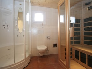 Shower - Splendid Chalet in Hohentauern With Bubble Bath for 140 (Hohentauern)