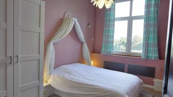 Huis | 10 slaapkamers, individueel gemeubileerd, beddengoed