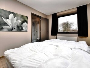 Huis | 15 slaapkamers, individueel gemeubileerd, beddengoed