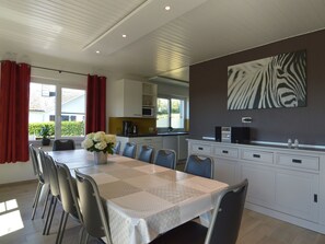 House | Private kitchen | Fridge, microwave, dishwasher, high chair - Retreat in Malmedy Hills (Malmedy)