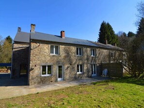 House | Exterior - Holiday Home in Ardennes Near Chimay Abbey (Viroinval)