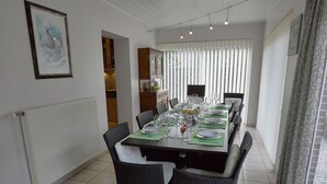 Dineren