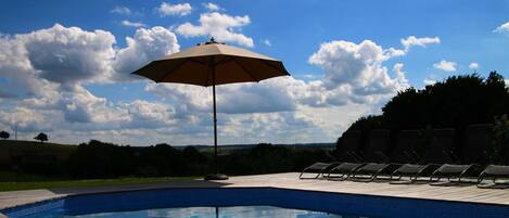 Hus | Pool | Indendørs pool, udendørs pool