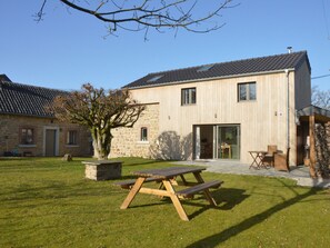 House | Exterior - Countryside Holiday Home in Theux With Fenced Garden and BBQ (Theux)
