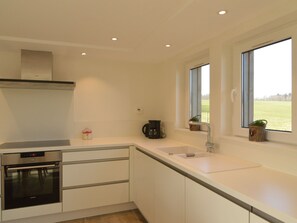 House | Private kitchen - Countryside Holiday Home in Theux With Fenced Garden and BBQ (Theux)