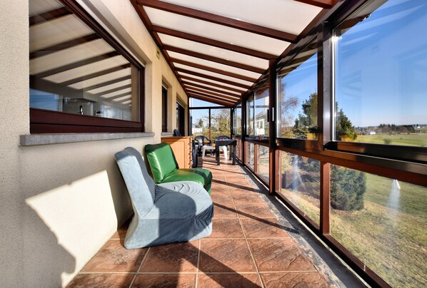 House | Balcony