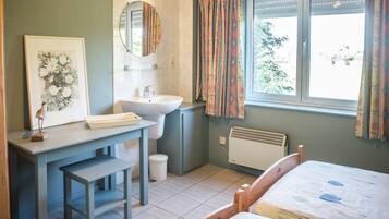 Apartment | Bathroom | Towels