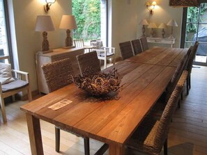 Cottage | Dining - Spacious Place in Hamoir (Hamoir)