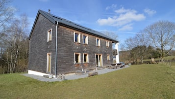Villa | Exterior