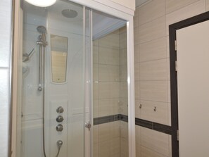 Shower - Luxurious Holiday Home With Swimming Pool in Hechtel-eksel (Hechtel-Eksel)