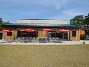 Exterior - Luxurious Holiday Home With Swimming Pool in Hechtel-eksel (Hechtel-Eksel)