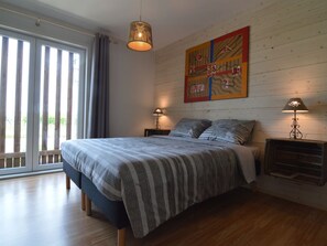 6 camere, con arredamento individuale, ferro/asse da stiro, lenzuola