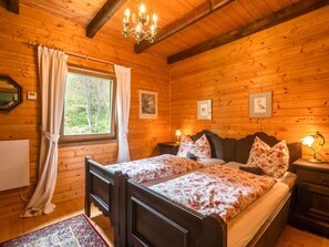 6 bedrooms, individually furnished - Very Spacious, Detached Holiday Home in Carinthia near Skiing & Lakes (Gnesau)