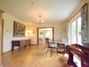 Dining - Spacious Villa Near Lesse (Daverdisse)