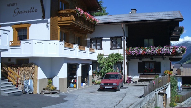 Exterior - Cozy Holiday Home in Kappl near Town Center (Kappl)