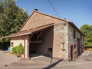 House | Exterior