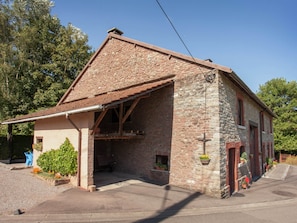 House | Exterior
