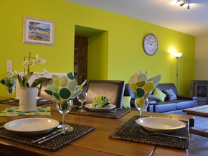 House | Dining - Cozy Holiday Home in Theux (Theux)