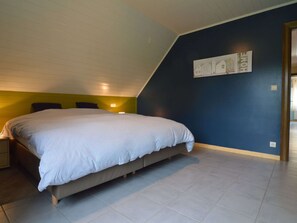 Villa | 4 bedrooms, individually furnished, bed sheets - Sun-kissed Villa in Diksmuide With Garden, Sauna (Diksmuide)