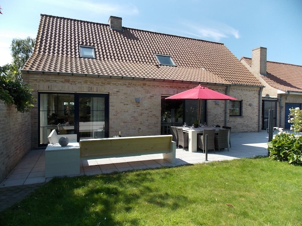 Villa | Exterior - Sun-kissed Villa in Diksmuide With Garden, Sauna (Diksmuide)