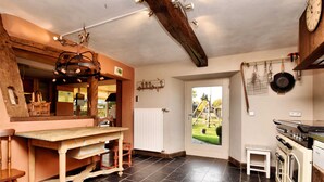 House | Private kitchen - Holiday Home in Vielsalm (Vielsalm)