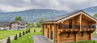 Lovely Chalet With Lush Green View in Carinthia