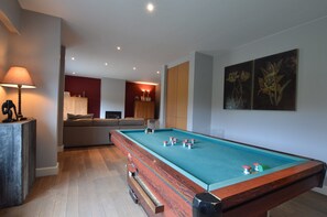 House | Games room