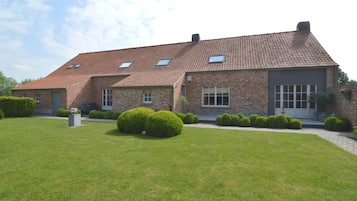 House | Exterior