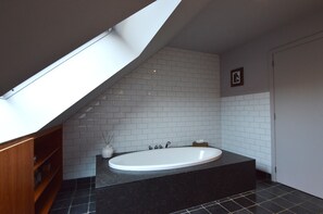 Bathroom - Holiday Home in Geel With Sauna (Geel)