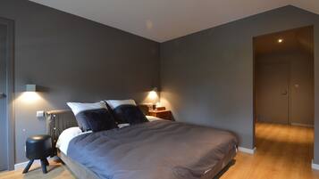 House | 4 bedrooms, individually furnished