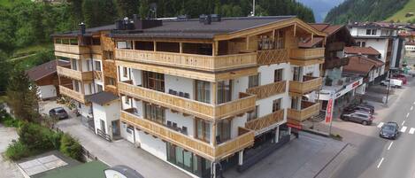 Apartment | Exterior